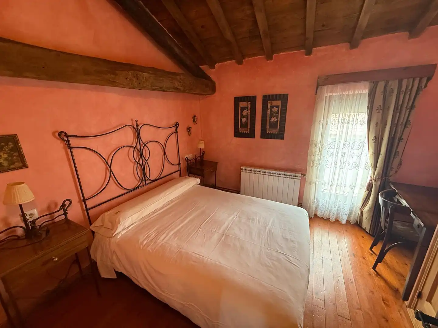 Habitación de Casa adosada en venta en La Torre con Calefacción, Jardín privado y Terraza