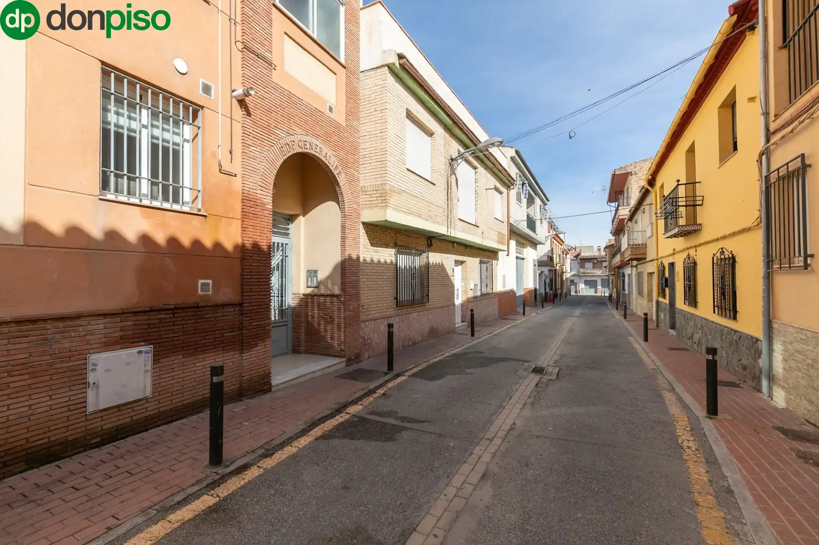 Exterior view of Flat for sale in Armilla  with Heating, Furnished and Balcony
