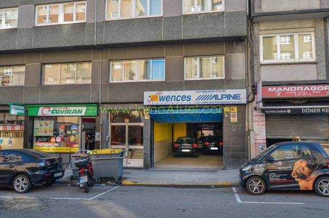 Local comercial en Alquiler en Avenida de Arteixo en Os Mallos