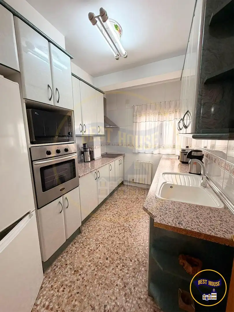 Cocina de Finca rústica en venta en Carboneras de Guadazaón con Calefacción y Amueblado