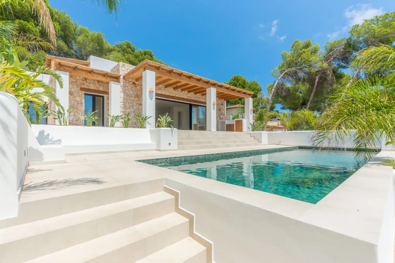 Swimming pool of Houses for sale in Moraira