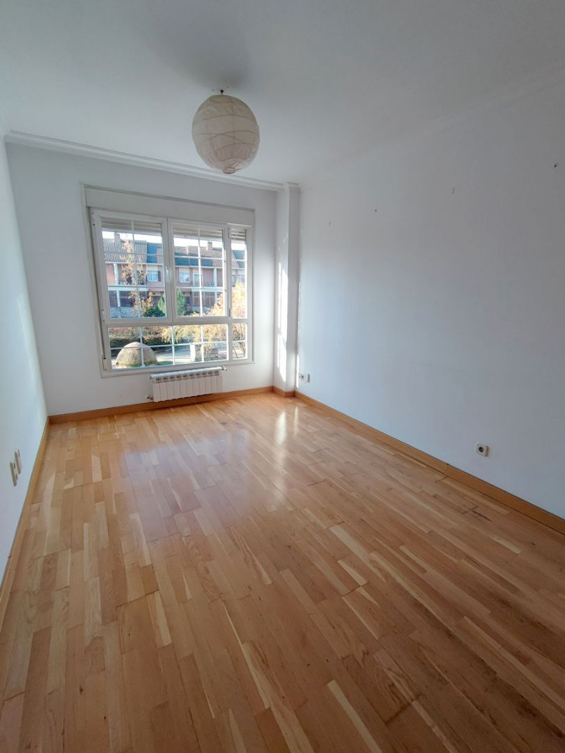 Bedroom of Apartment to rent in Collado Villalba  with Heating, Parquet flooring and Storage room