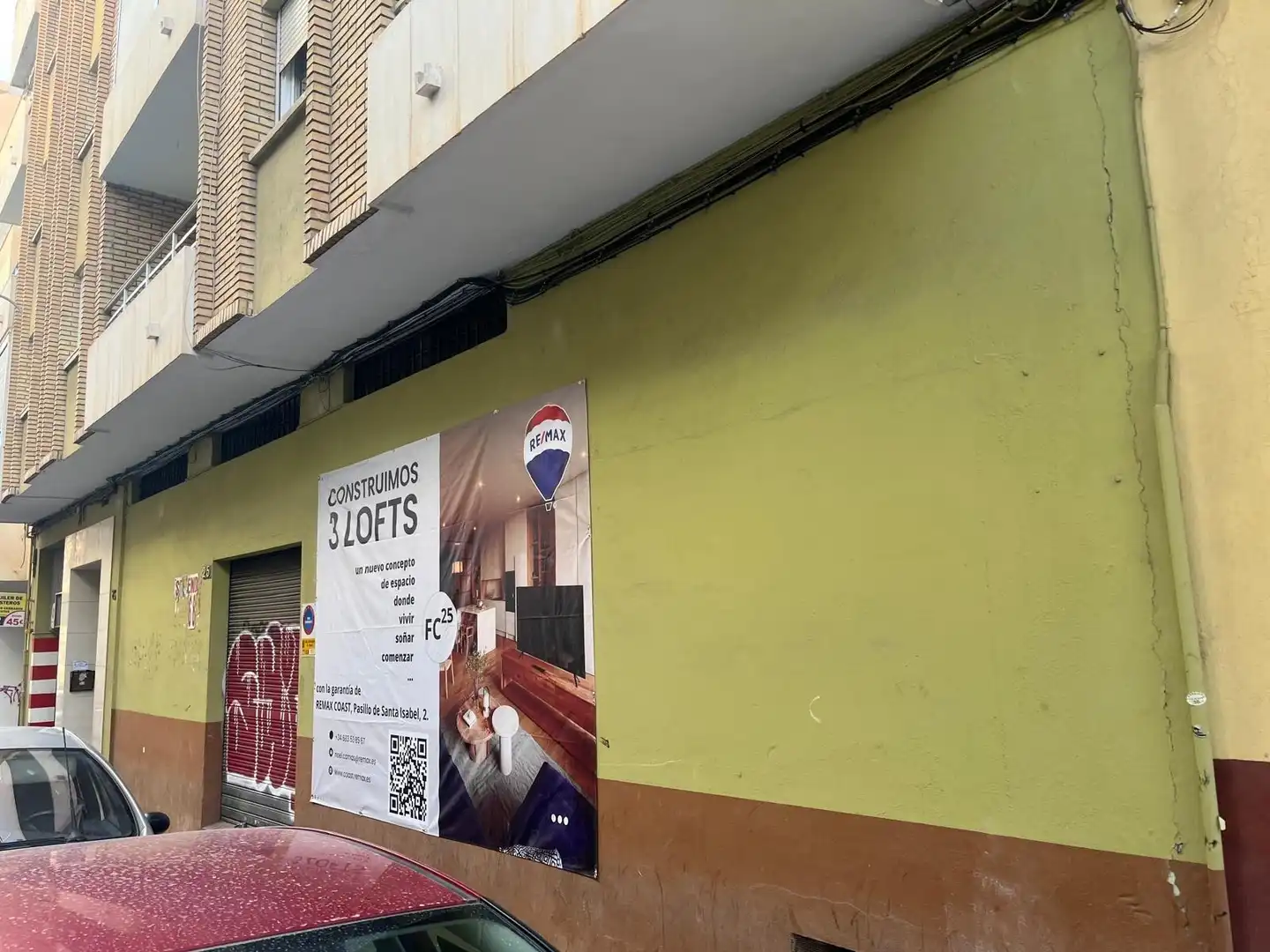 Exterior view of Ground floor for sale in Málaga  with Air Conditioner, Terrace and Alarm