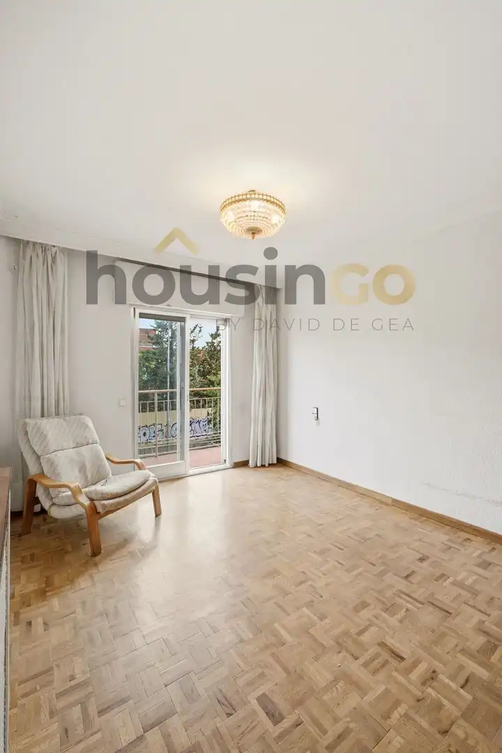 Sala d'estar de Casa o xalet en venda en Madrid amb Aire condicionat, Calefacció i Terrassa