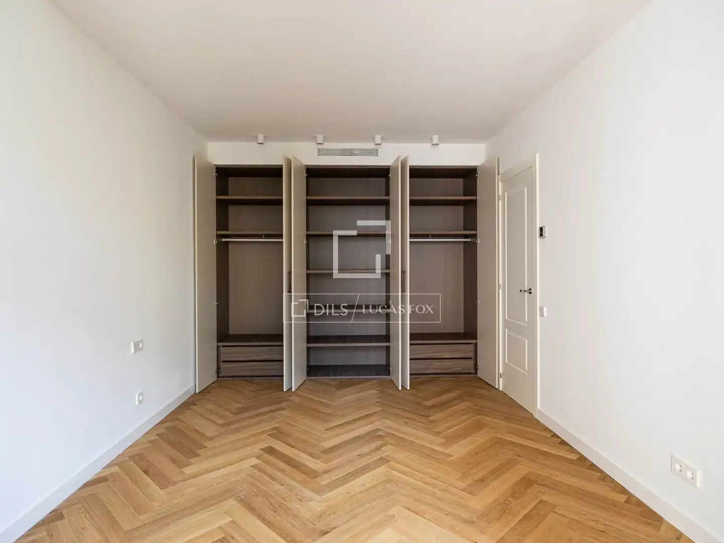 Piso con terraza en venta en Ciutat Vella, imagen 32