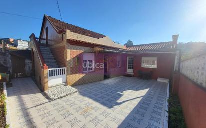 Exterior view of House or chalet for sale in Vigo   with Heating, Private garden and Terrace