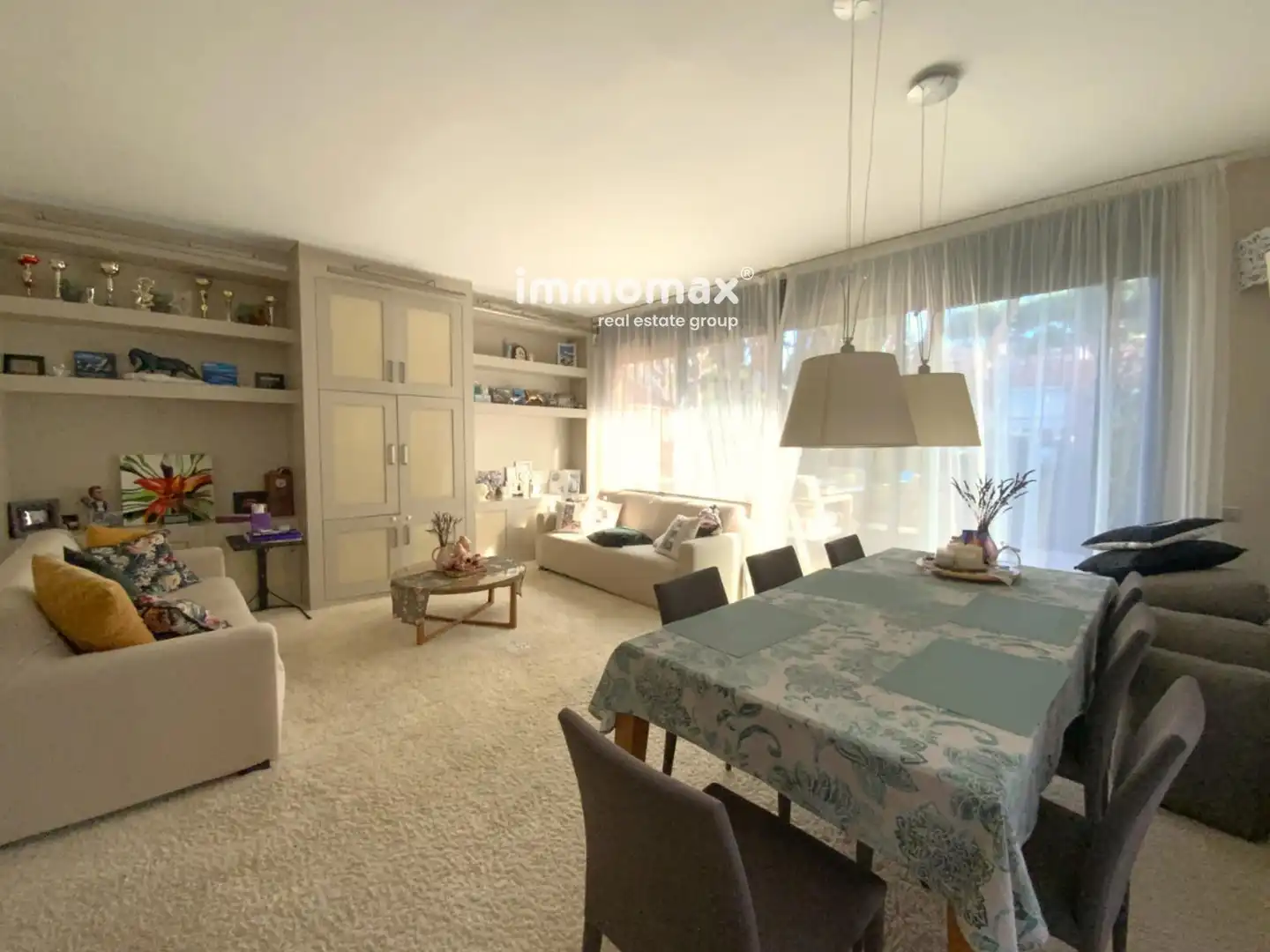 Sala d'estar de Casa adosada de lloguer en Gavà amb Aire condicionat, Calefacció i Piscina