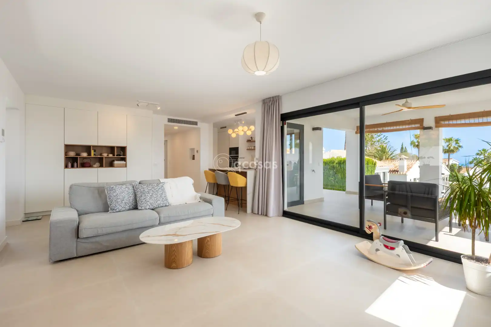 Sala de estar de Casa o chalet en venta en Benalmádena con Aire acondicionado, Calefacción y Jardín privado