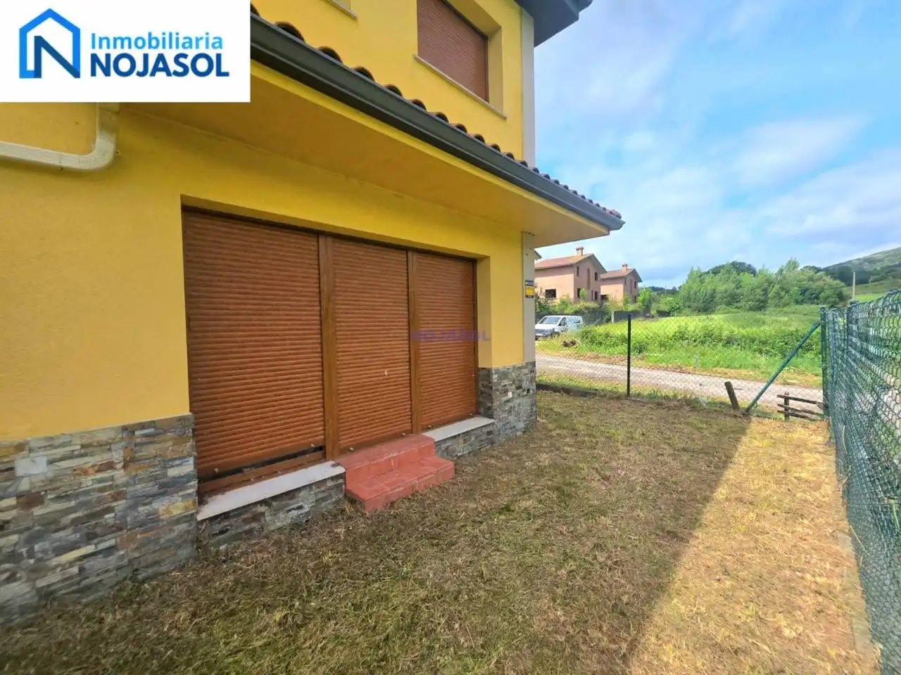 Casa adosada en venta en Ruesga con Calefacción y Jardín privado
