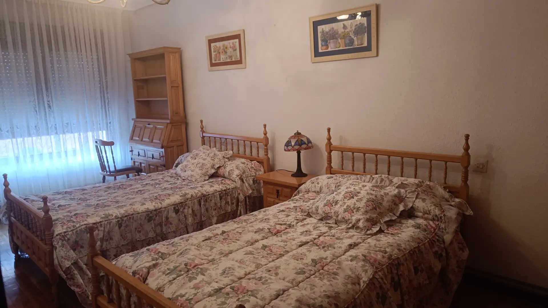 Habitación de Piso de alquiler en Pravia con Calefacción y Amueblado