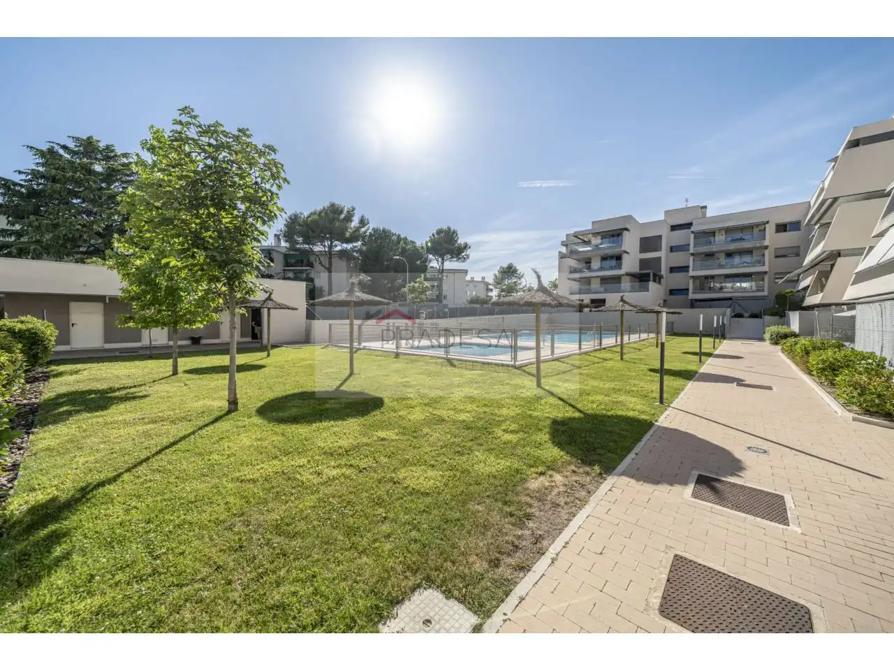 Piscina de Pis en venda en Collado Villalba amb Calefacció, Terrassa i Traster