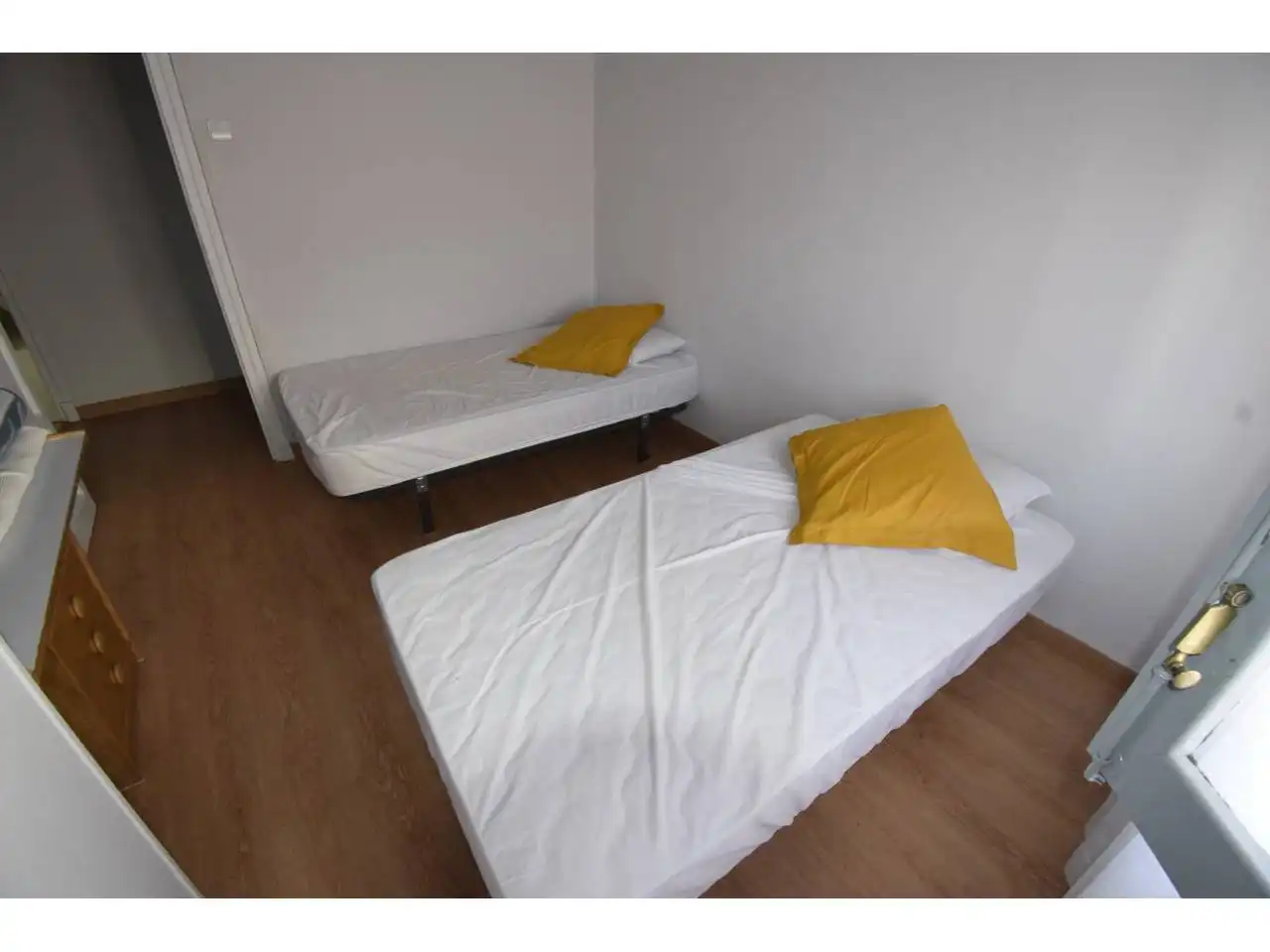 Schlafzimmer von Wohnung zur Miete in León Capital  mit Heizung, Parkett und Möbliert