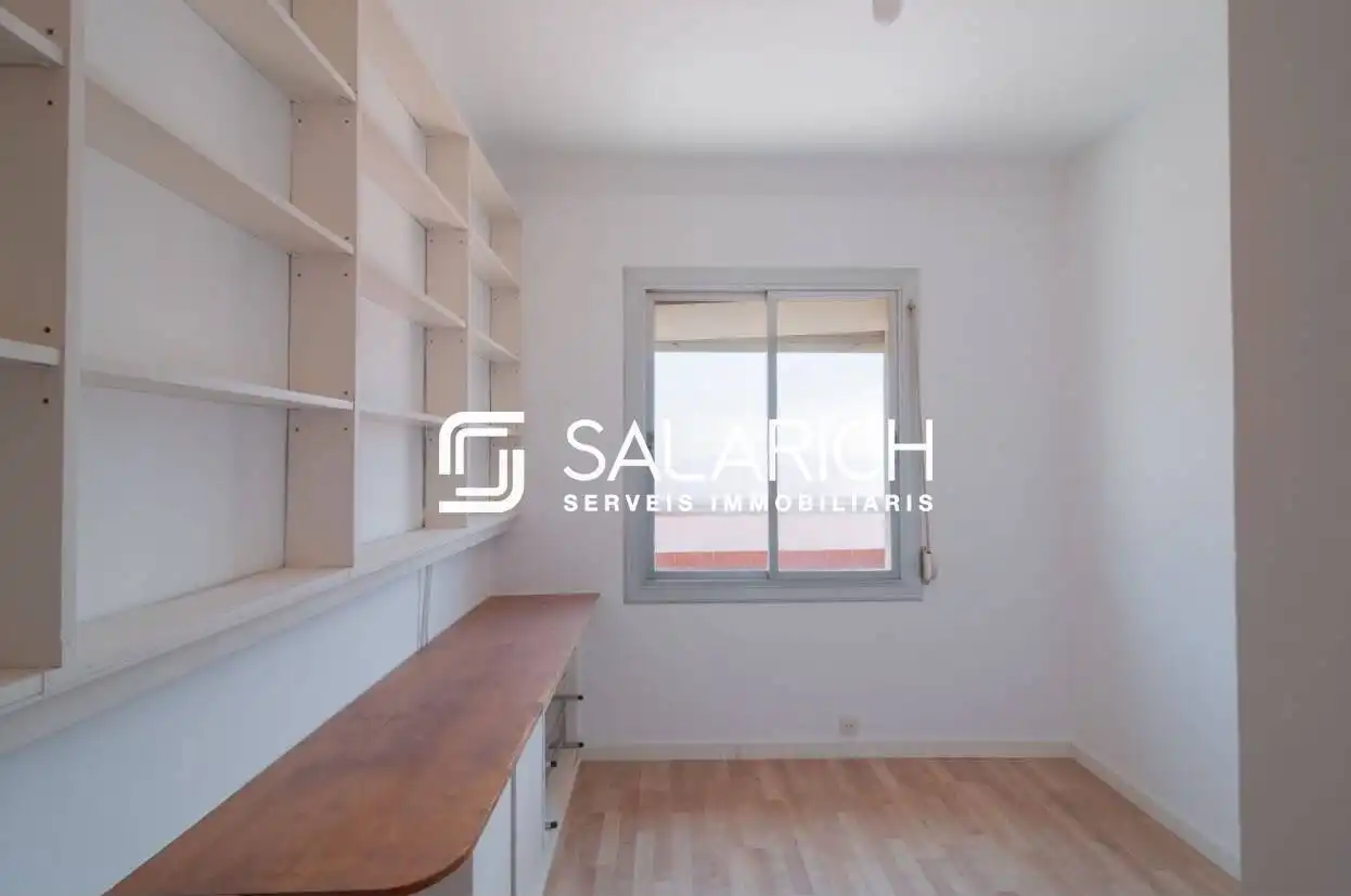 Habitación de Piso en venta en Barcelona con Aire acondicionado, Calefacción y Terraza