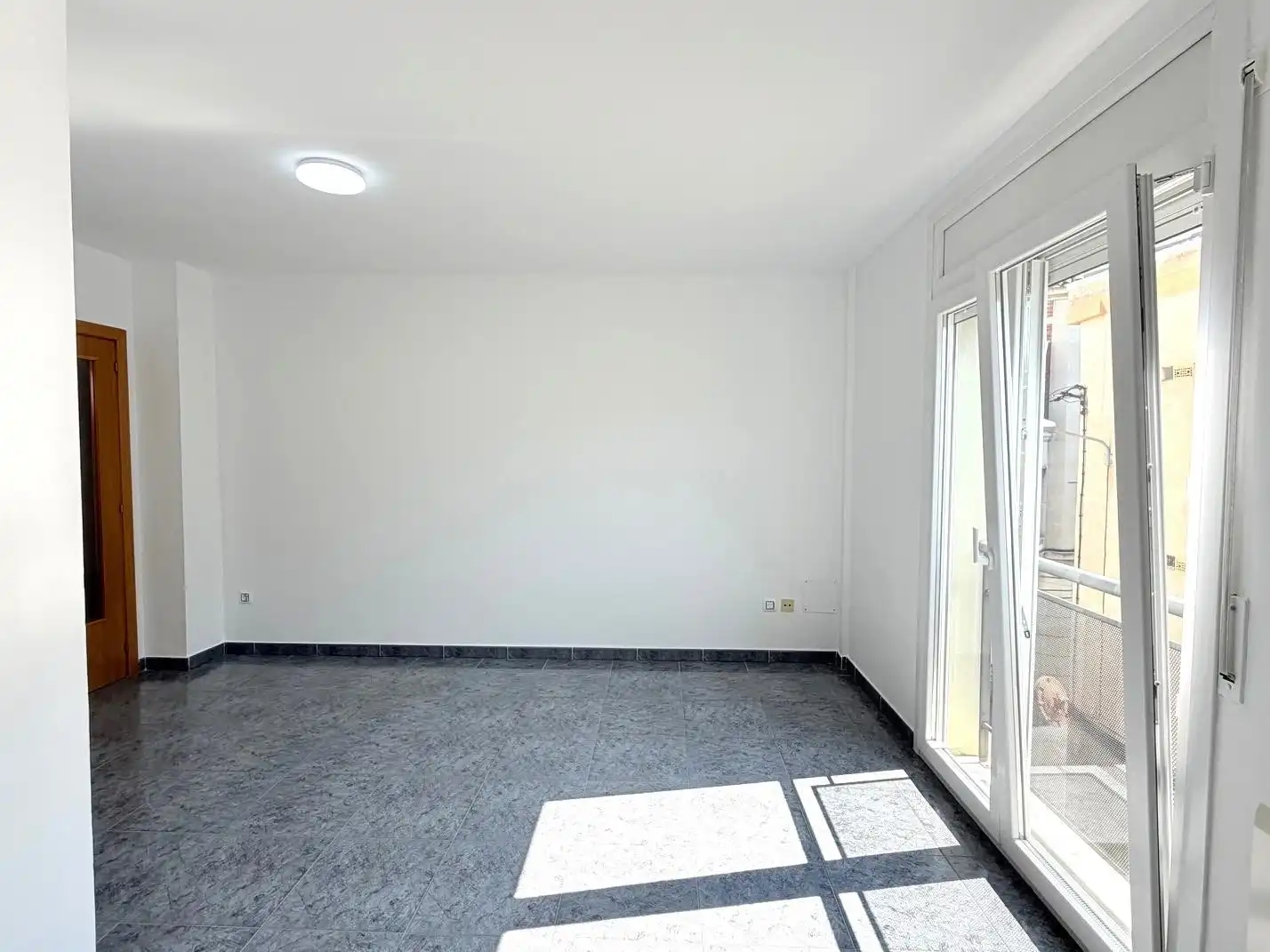 Piso en venta en Igualada con Terraza
