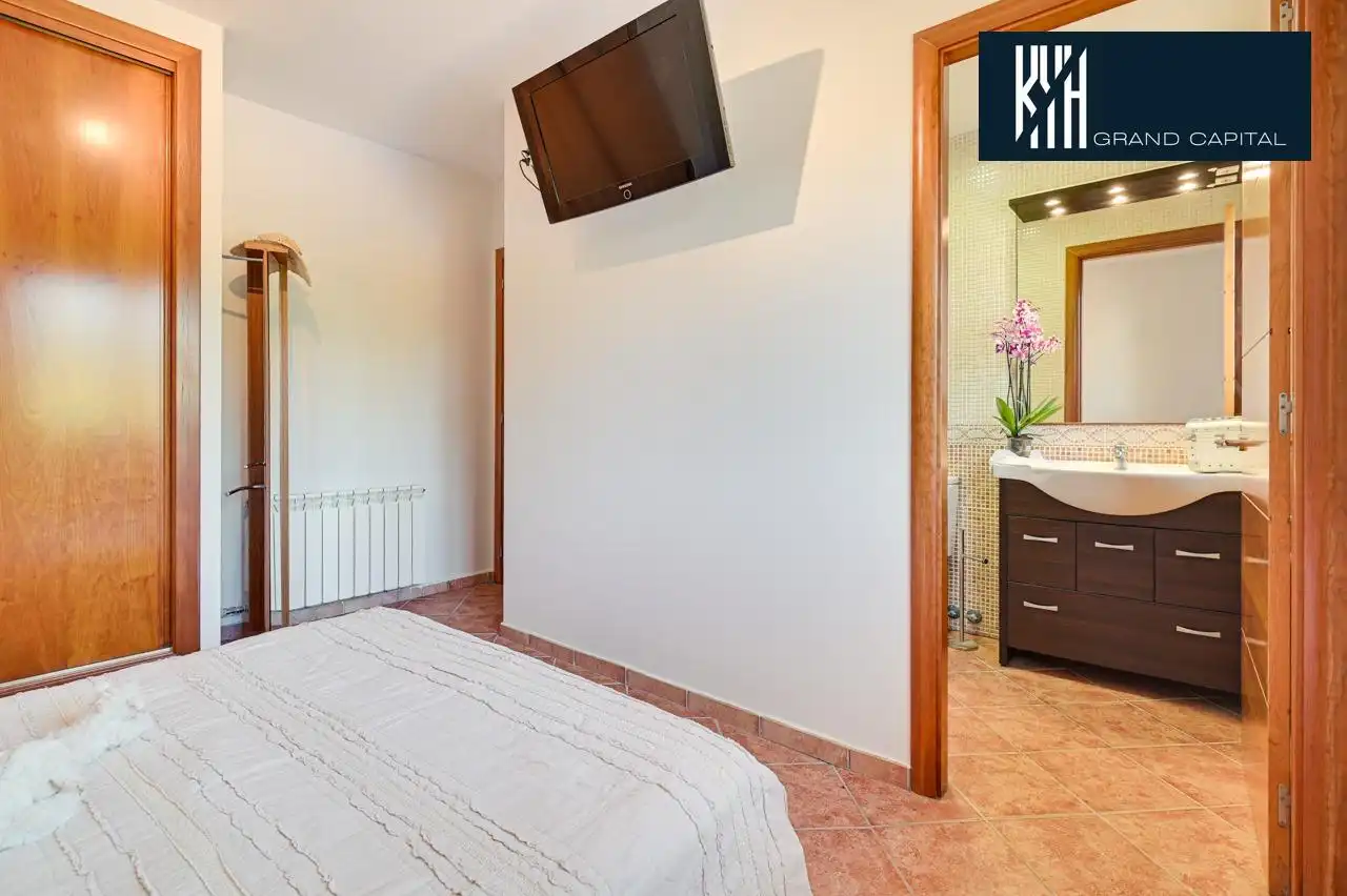Casa con terraza en venta en Urbanització Llac del Cigne, imagen 36