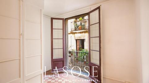 Photo 2 of Flat for sale in Calle del Paradís, Barri Gòtic, Barcelona