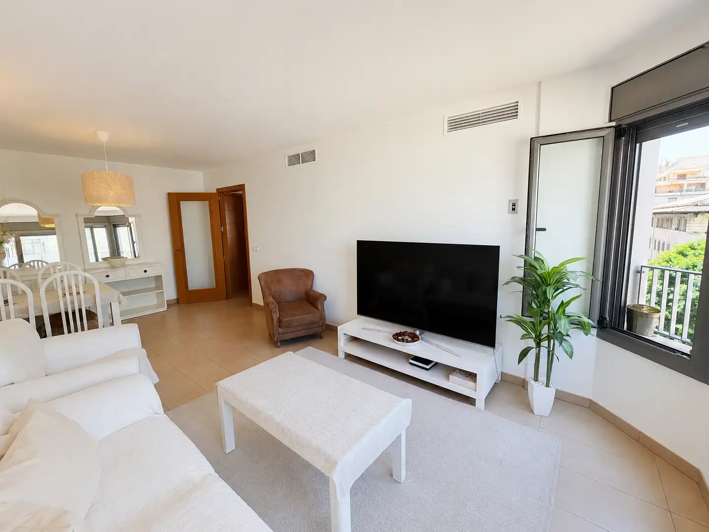 Sala d'estar de Pis de lloguer en  Palma de Mallorca amb Aire condicionat, Calefacció i Moblat