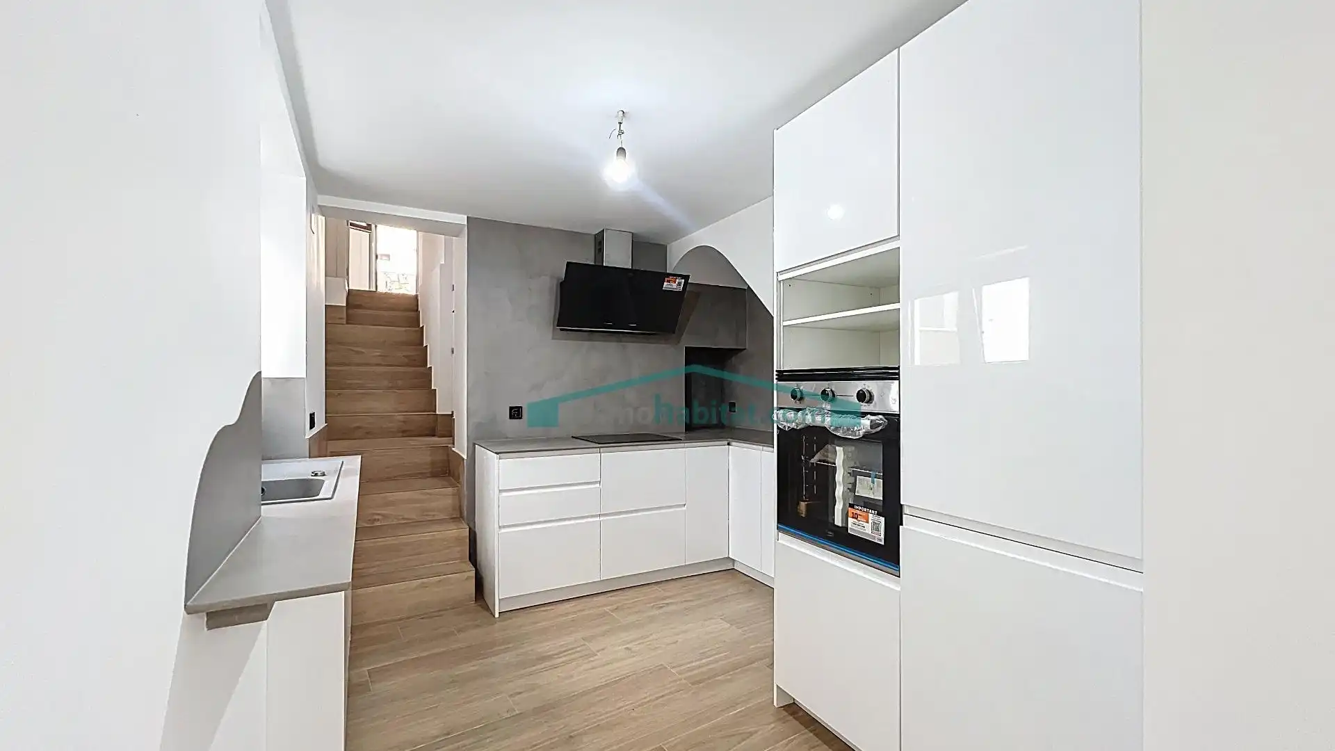 Cocina de Casa adosada en venta en Pedralba con Aire acondicionado y Terraza