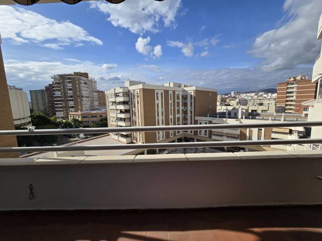 Piso en Alquiler en Perchel Norte