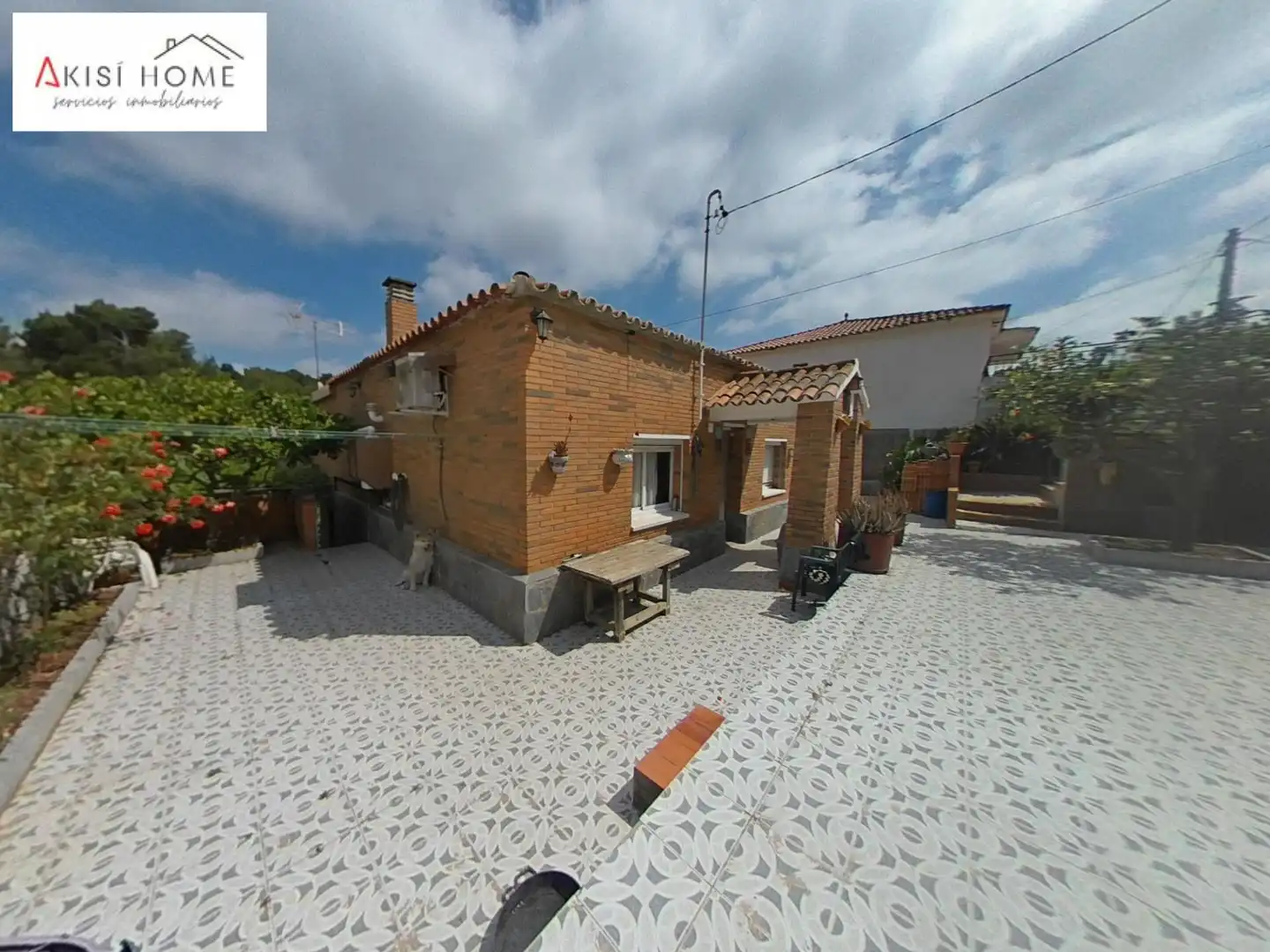 Vista exterior de Casa o chalet en venta en Sant Boi de Llobregat