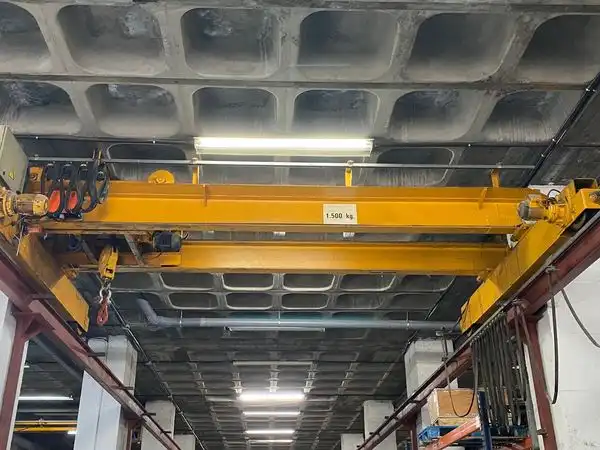 Nave industrial en venta en L'Hospitalet de Llobregat con Calefacción y Alarma