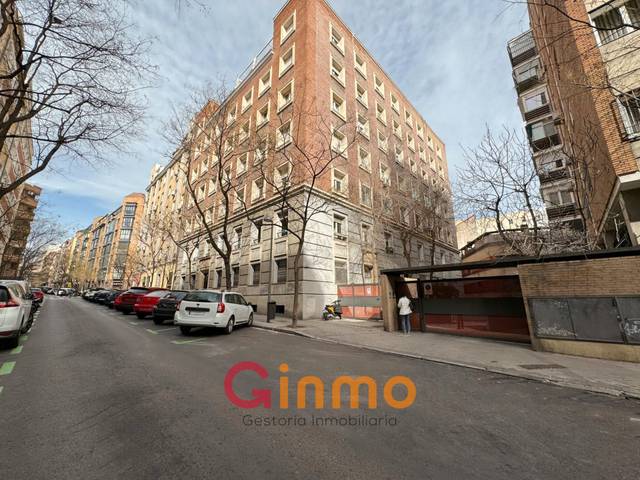 Local comercial en Venta en Calle de Granada en Pacífico