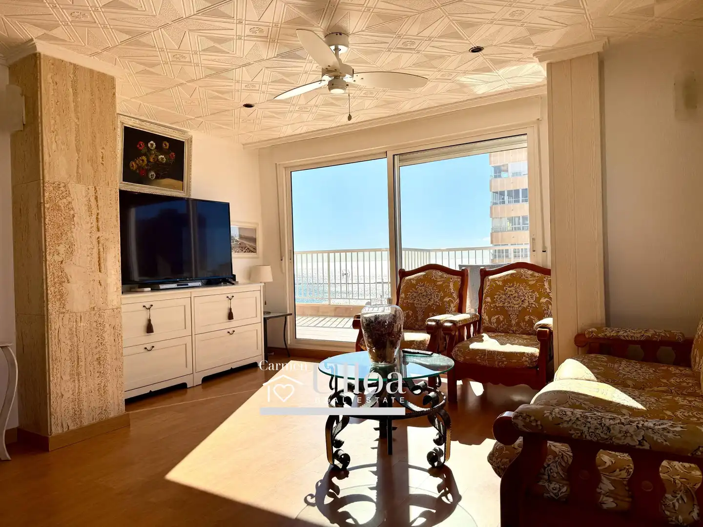Sala de estar de Piso en venta en El Campello con Aire acondicionado, Terraza y Amueblado