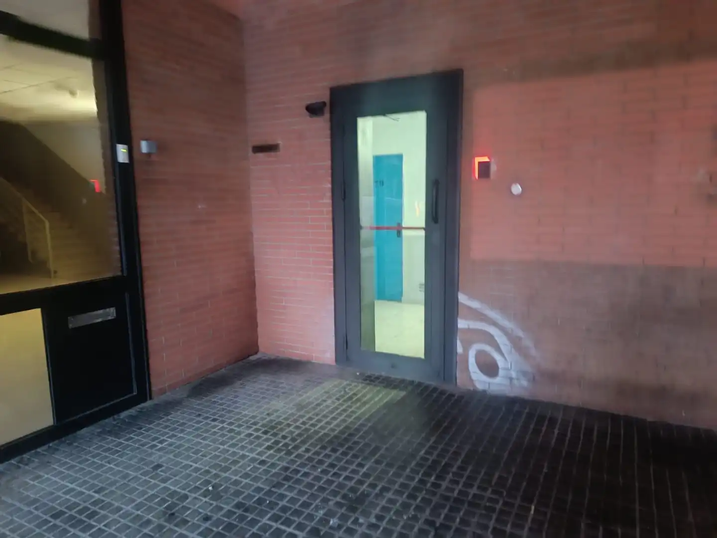 Einzelparkplatz mit Aufzug zum Verkauf in Carrer de Mossèn Andreu 13, imagen 2