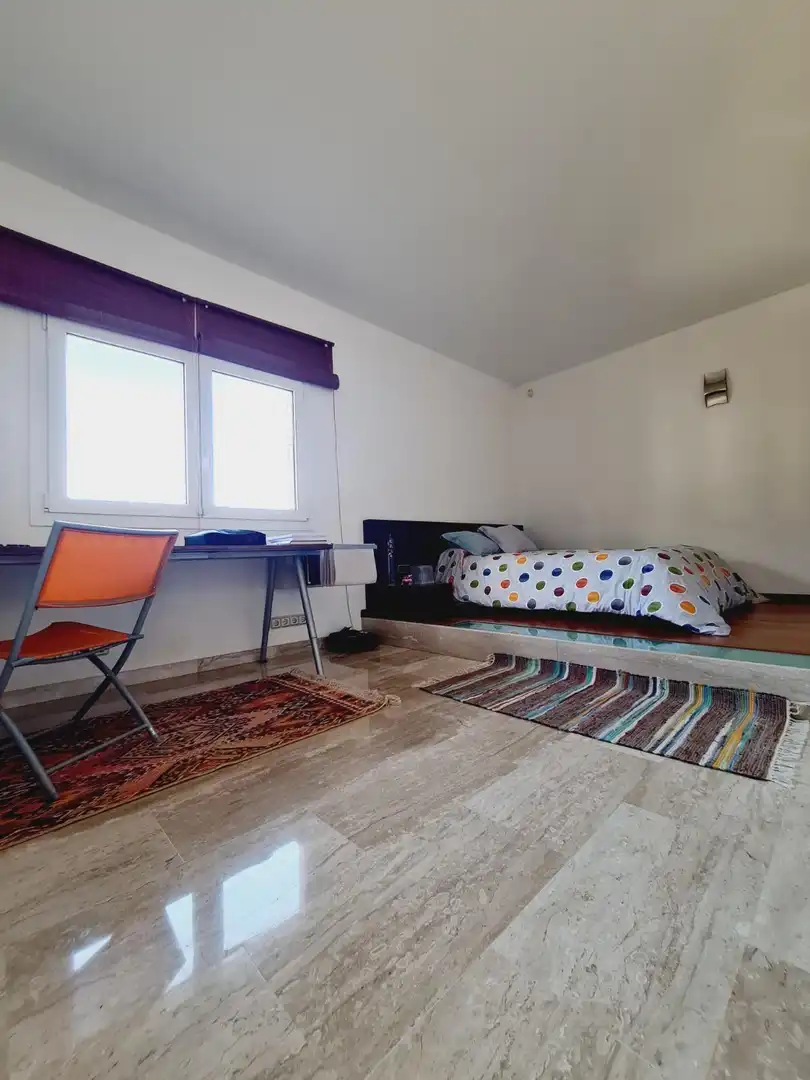 Habitación de Casa o chalet en venta en Badalona con Aire acondicionado, Calefacción y Jardín privado