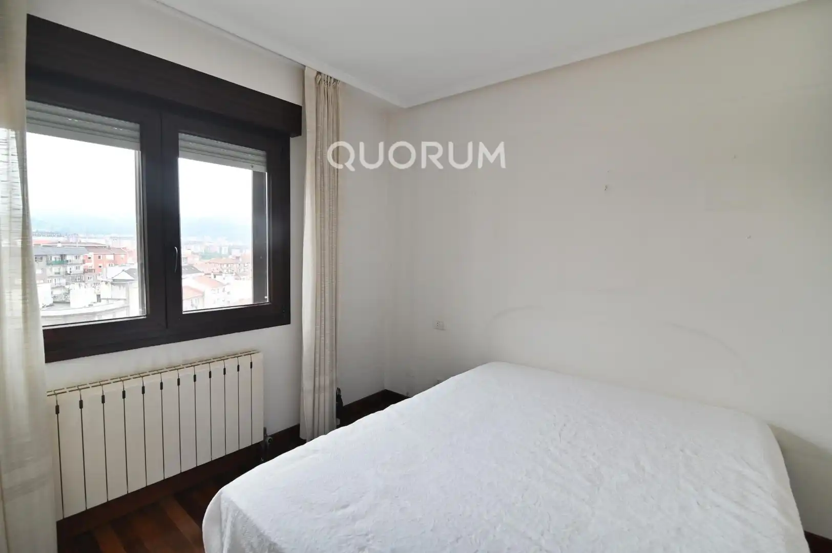 Habitación de Piso en venta en Bilbao  con Calefacción y Terraza
