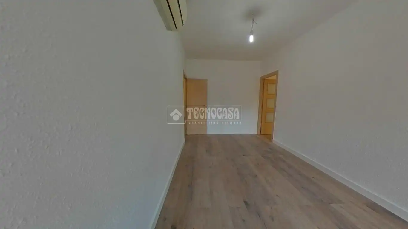 Piso en venta en Cornellà de Llobregat