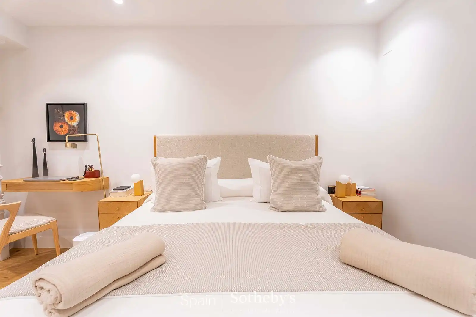 Dormitori de Apartament en venda en Madrid amb Aire condicionat i Calefacció