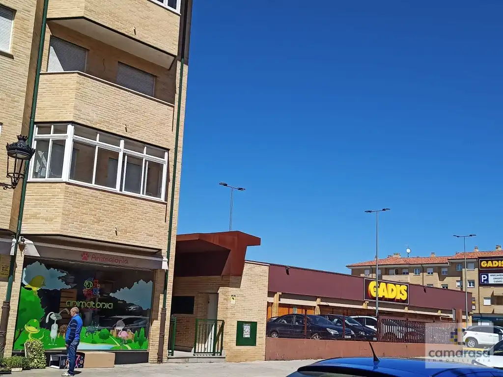 Garaje de alquiler en Calle Mancebo De Arevalo, 15, Sur