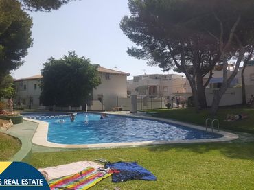 Bungalow with pool for sale in Los Balcones - Los Altos