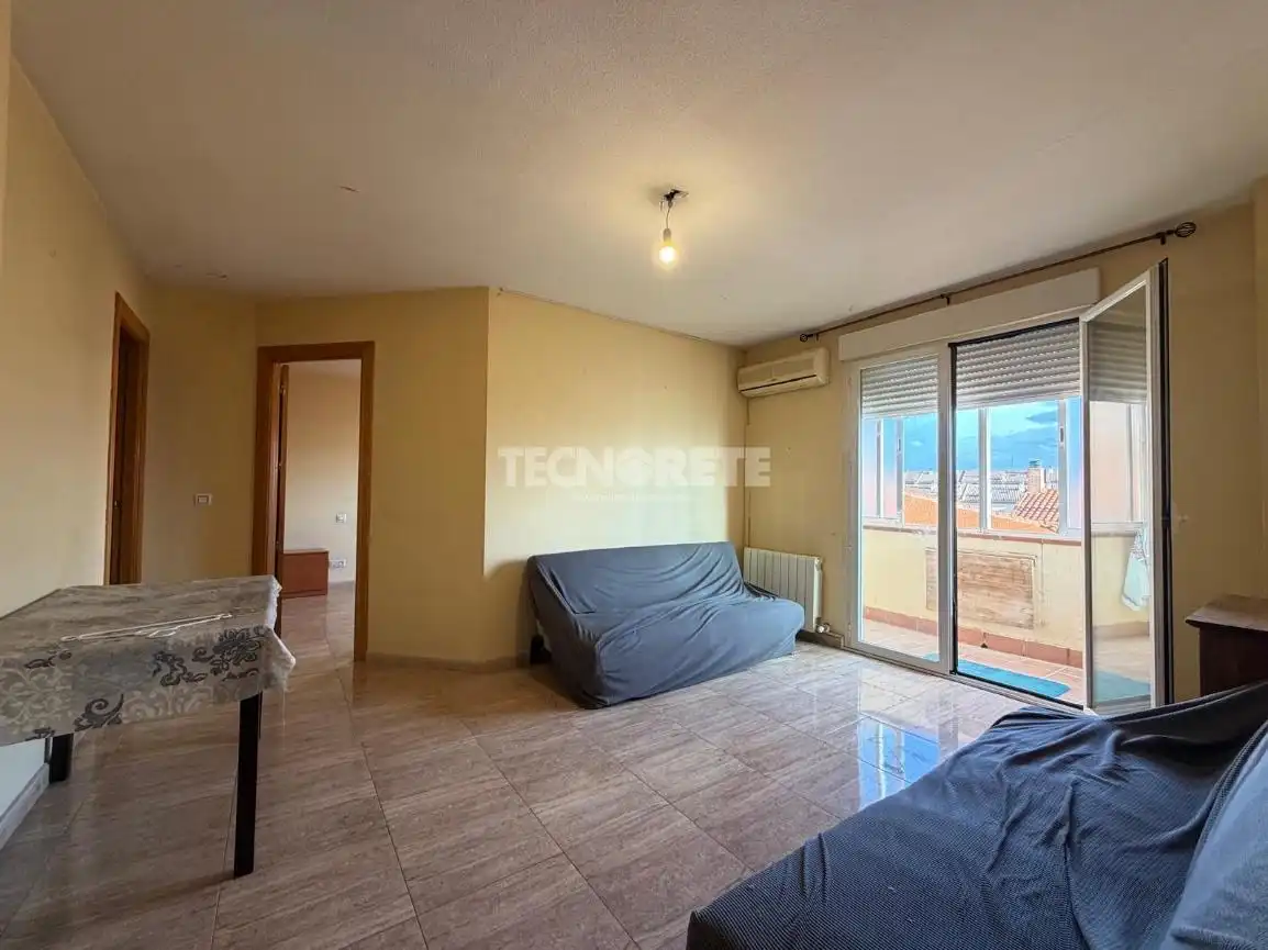 Flat with lift for sale in Urbanización San Isidro