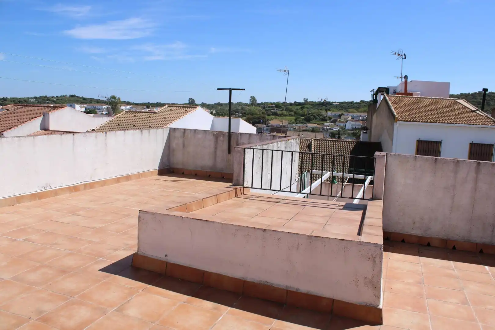 Terrassa de Casa o xalet en venda en Castilblanco de los Arroyos amb Aire condicionat, Calefacció i Traster