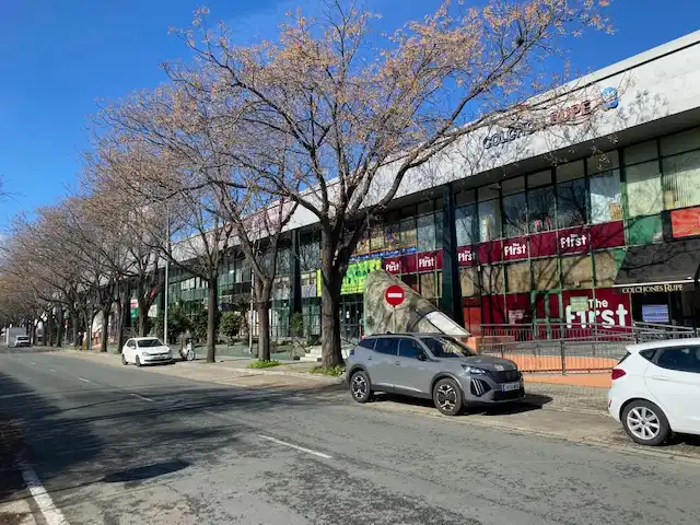 Locale commerciale in affitto a Calle Aviación, imagen 2