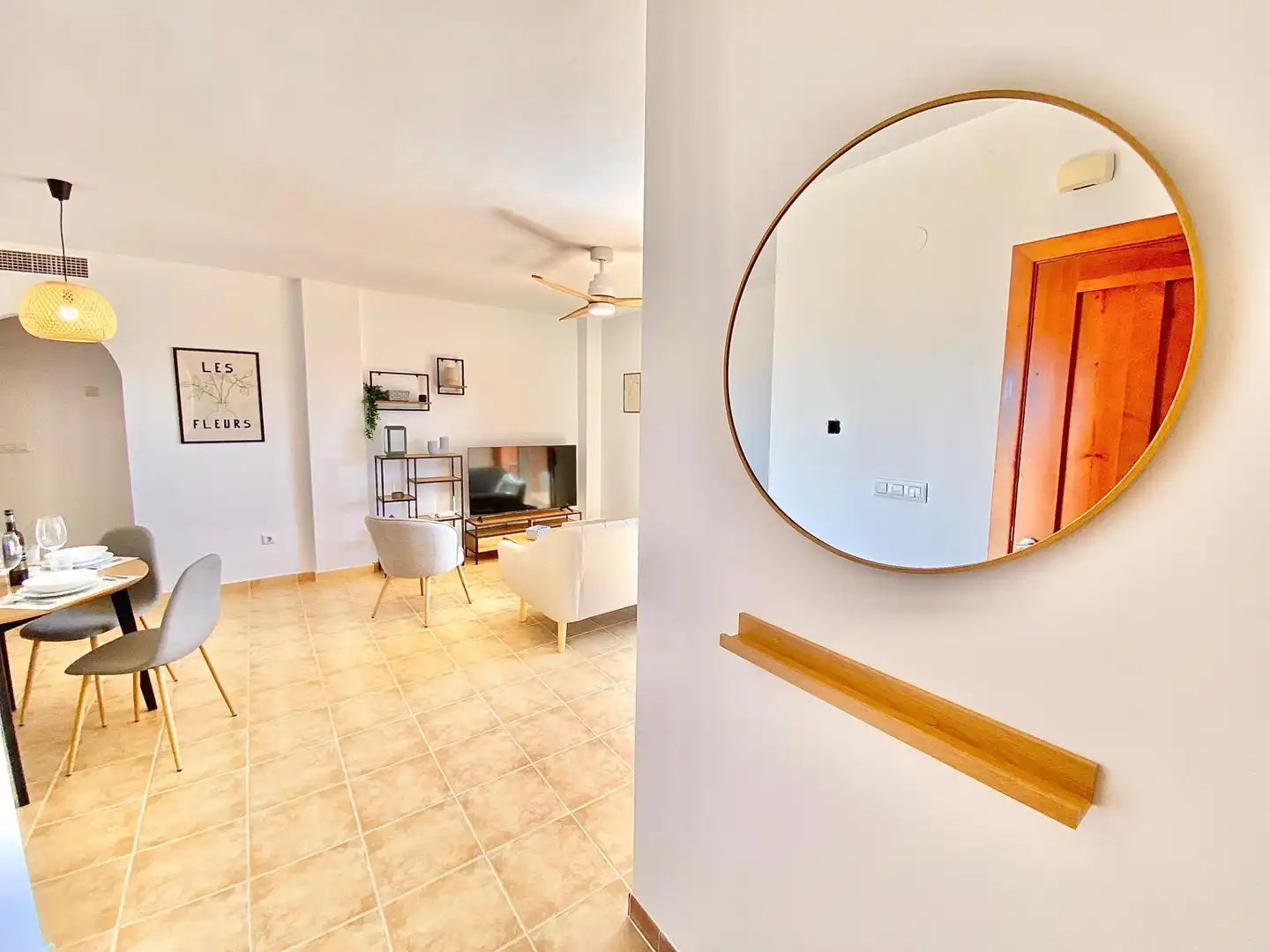 Sala d'estar de Apartament en venda en Cartagena amb Terrassa, Moblat i Piscina comunitària