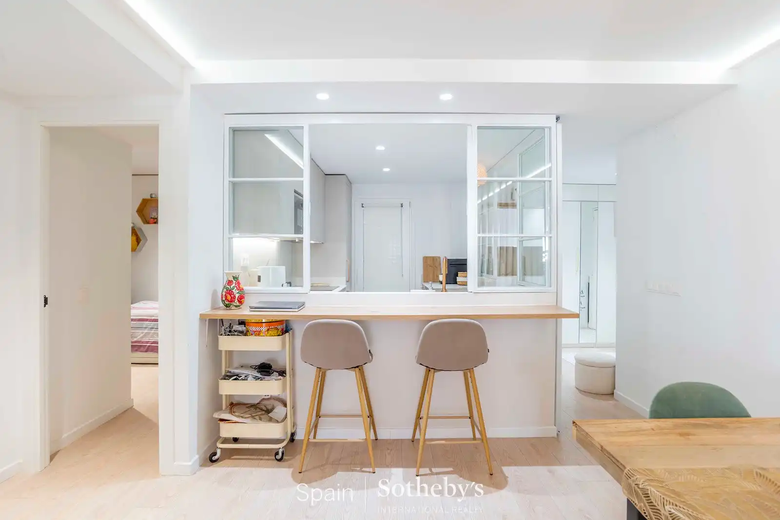Cuina de Apartament en venda en Madrid amb Aire condicionat, Calefacció i Terrassa