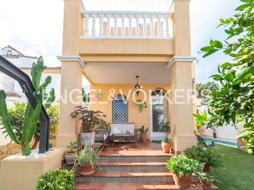 Detached house with balcony for sale in Soto de Real - Villamaruja