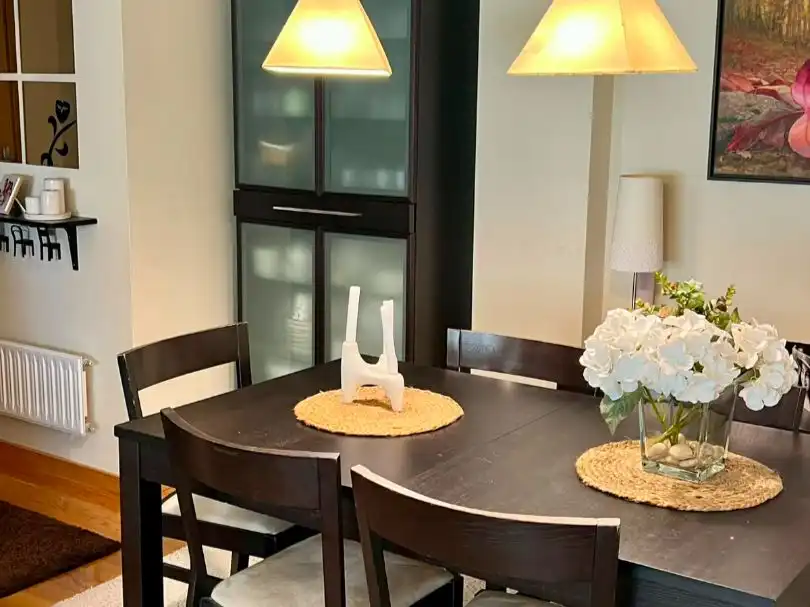 Comedor de Piso en venta en Vigo  con Calefacción, Parquet y Trastero