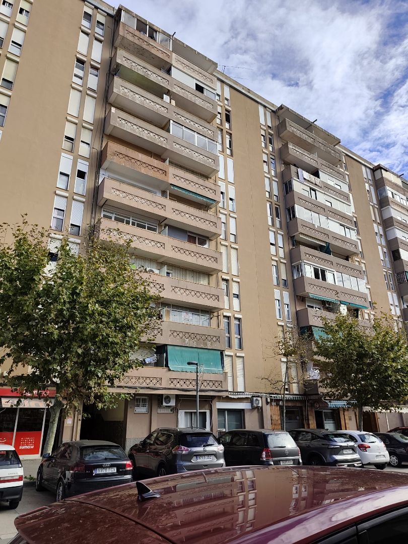 Exterior view of Flat for sale in Santa Margarida I Els Monjos  with Balcony and Alarm