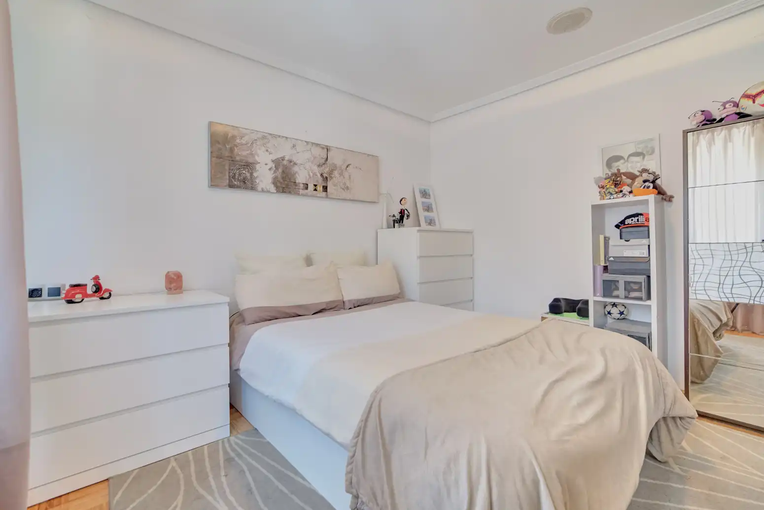 Habitación de Casa adosada en venta en Ezcabarte con Calefacción, Jardín privado y Parquet