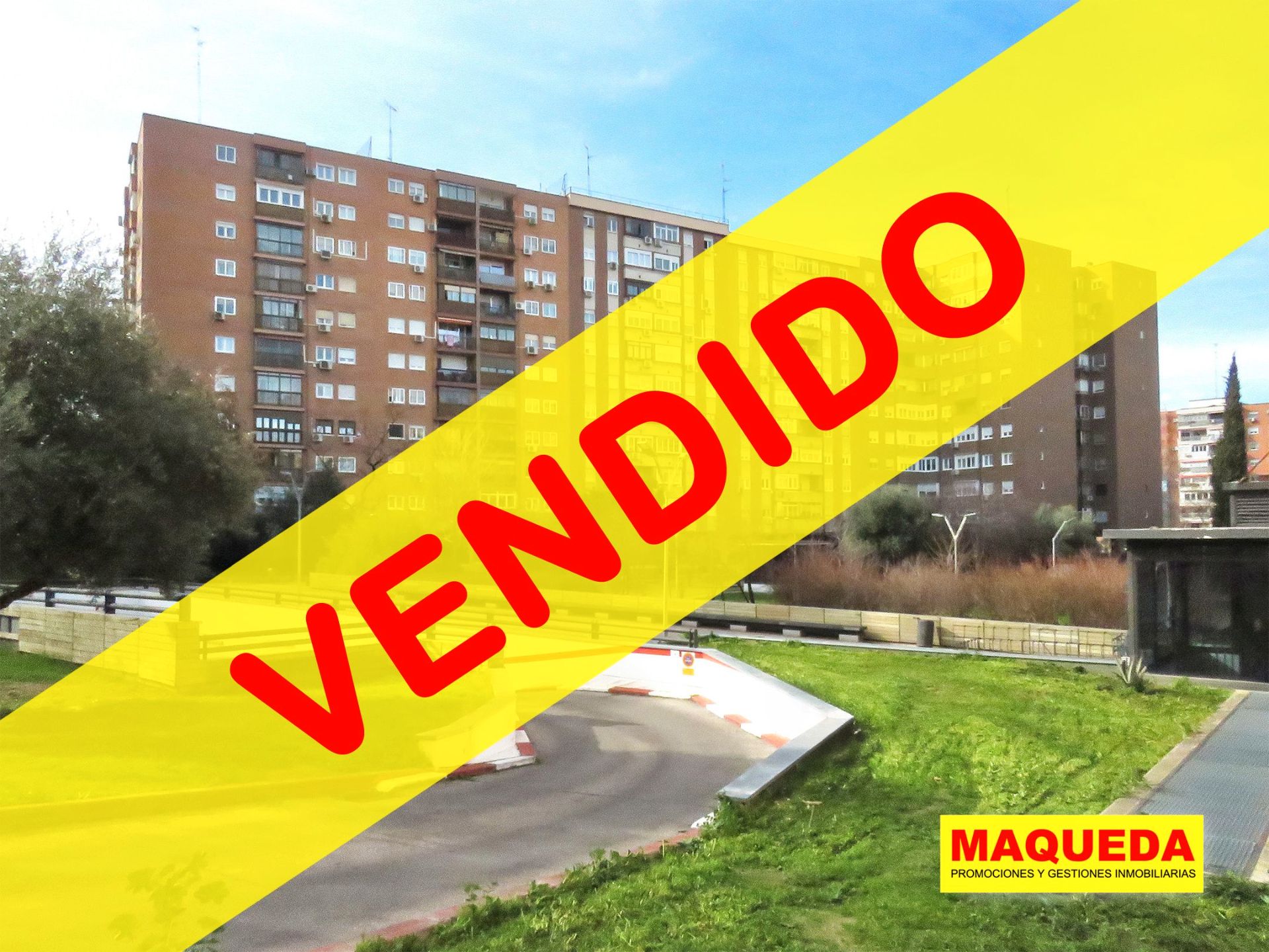 Exterior view of Flat for sale in Alcorcón  with Heating, Parquet flooring and Terrace
