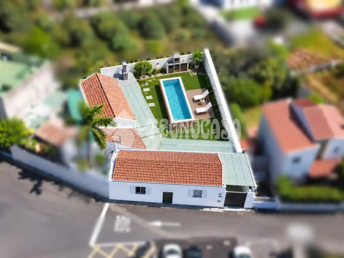Vista exterior de Casa o chalet en venta en La Orotava con Terraza y Amueblado