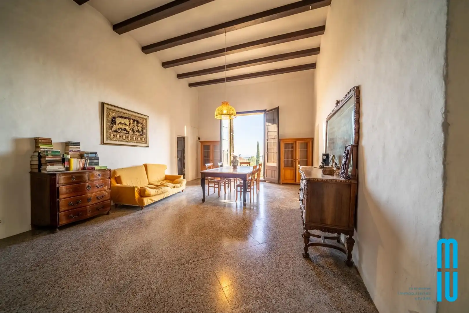 Sala d'estar de Finca rústica de lloguer en Pineda de Mar amb Calefacció, Jardí privat i Terrassa
