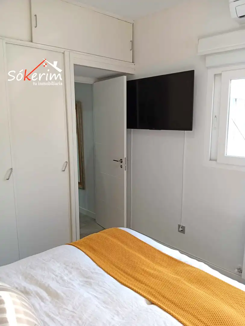 Habitación de Piso en venta en Madrid con Aire acondicionado y Calefacción