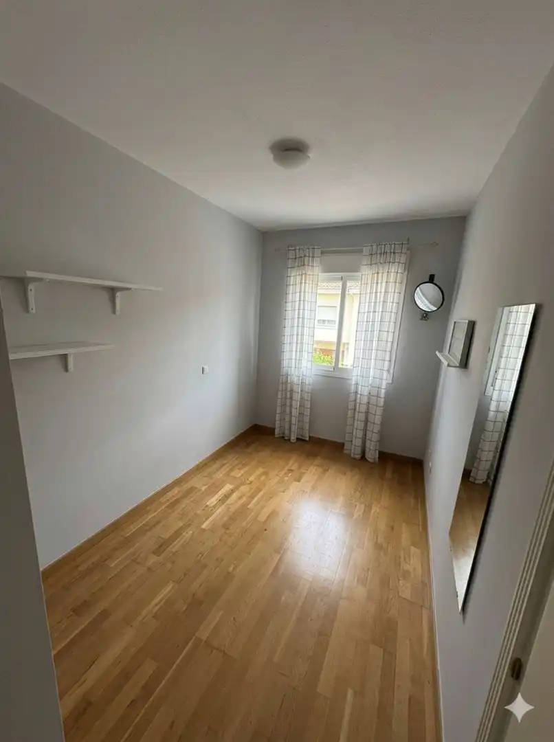 Schlafzimmer von Wohnung zur untervermieten in Las Rozas de Madrid mit Klimaanlage, Heizung und Terrasse