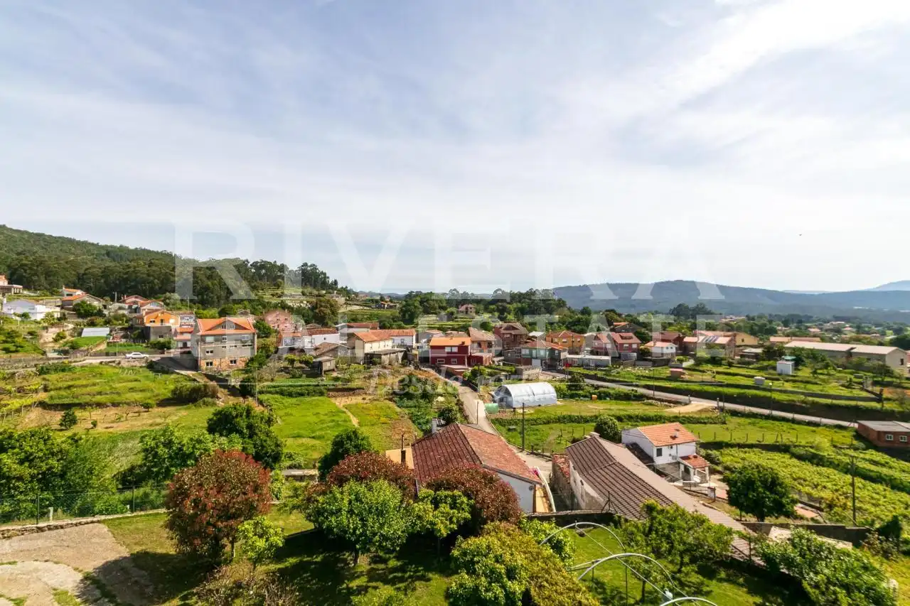 Vista exterior de Casa o chalet en venta en O Rosal   con Calefacción, Jardín privado y Terraza