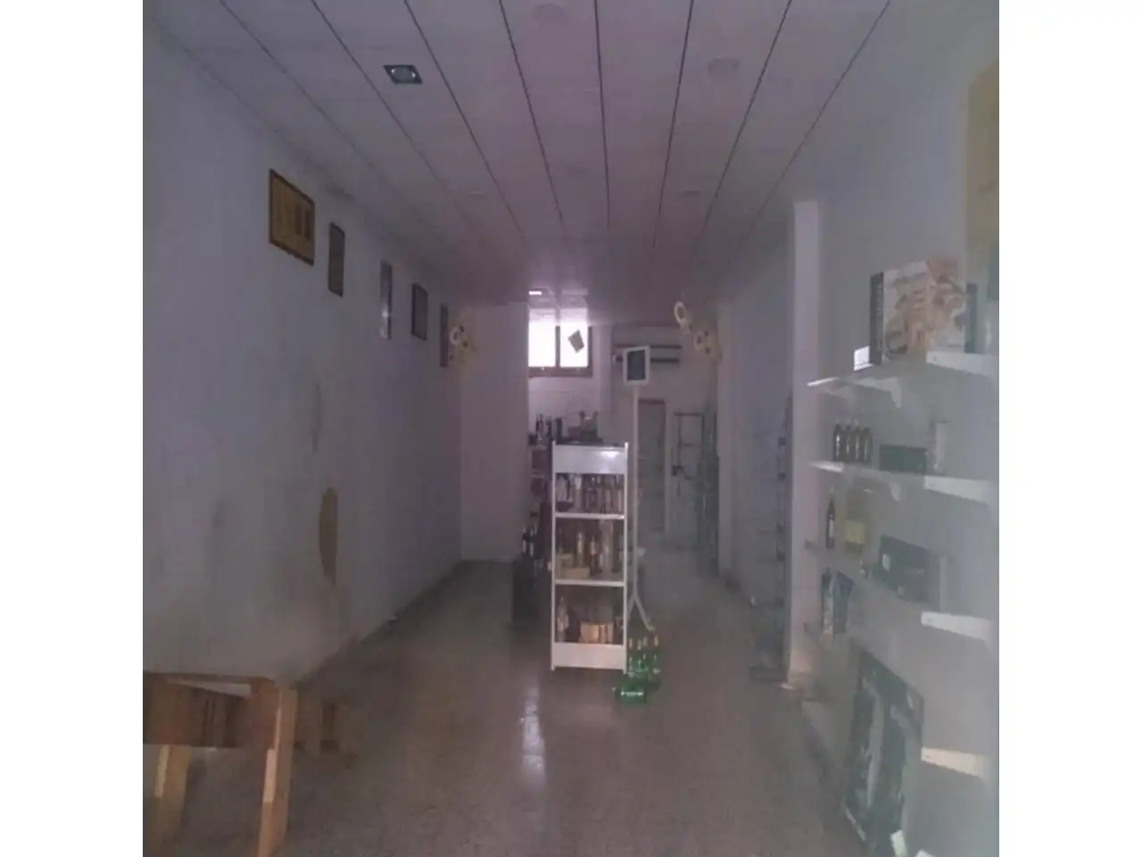 Local commercial à vendre à Avenida JUAN VIÑEGLAS, imagen 2